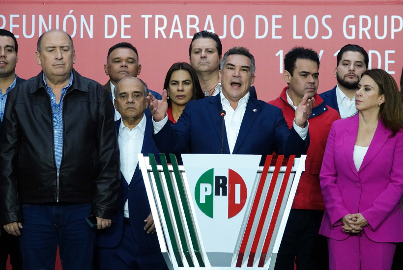 Los representantes del PRI acusaron que el INE afectaría los derechos de la militancia