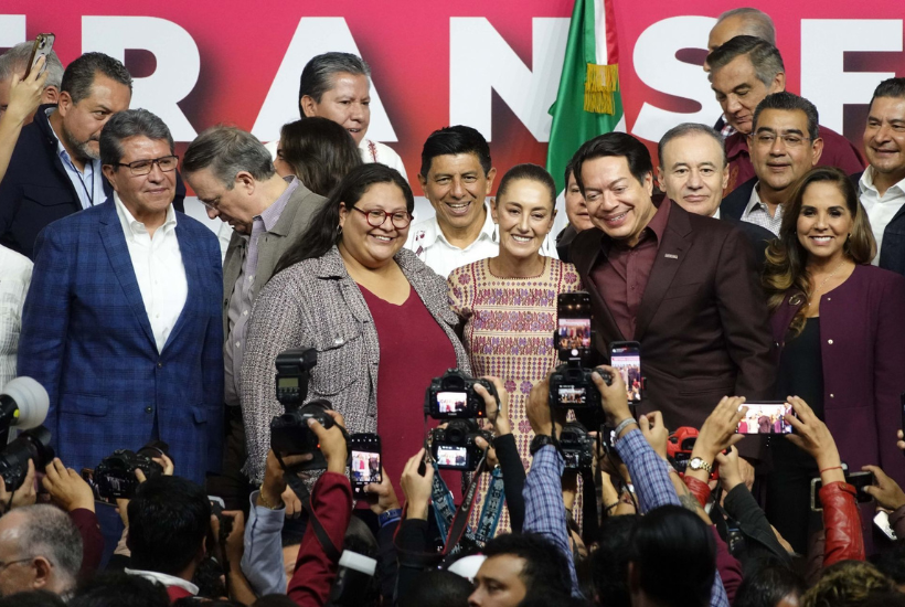 El presidente llamó a quienes integran Morena a acompañar a Claudia Sheinbaum en su proceso como presidenta. Foto: Graciela López