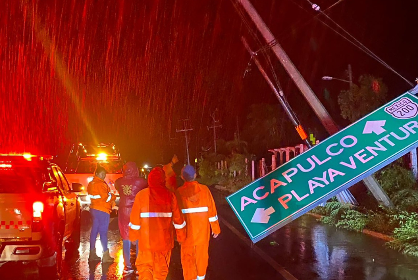 Más de 18 mil servidores públicos han sido desplegados en las zonas afectadas de Oaxaca y Guerrero. Foto: Gobierno de México 