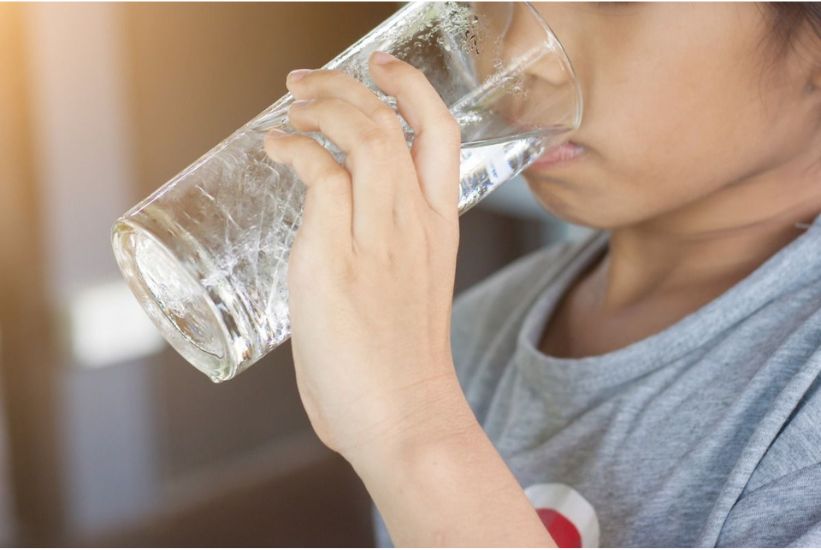 durante esa temporada de calor es importante mantenerse hidratados