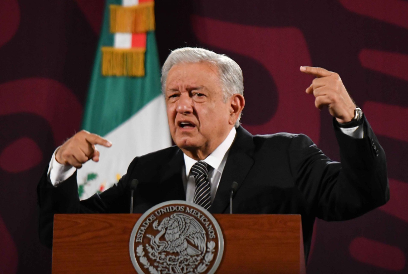 AMLO acusa a Xóchitl