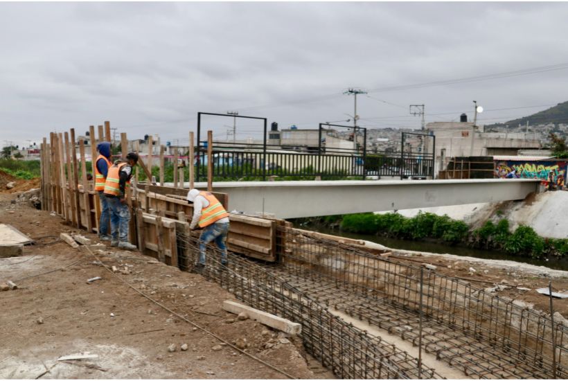 puente en chimalhuacán y Neza 