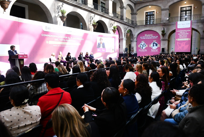 la mandataria estatal resaltó la importancia de las mujeres en la vida pública